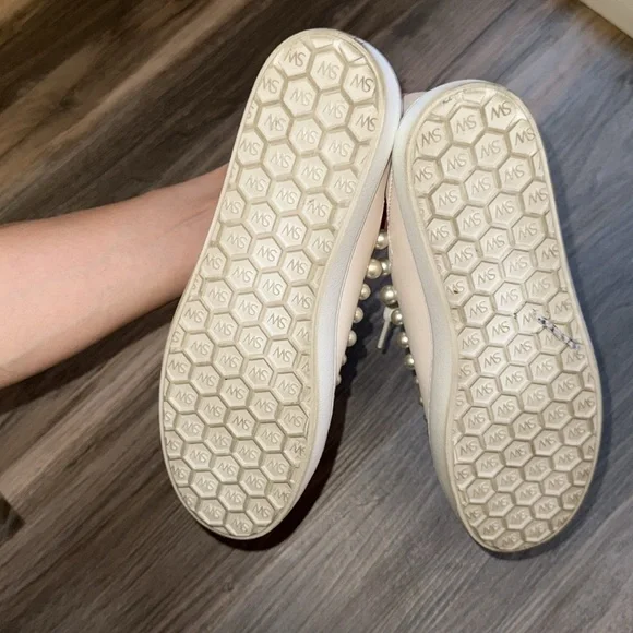 Goldie Convertible Sneaker - Picture 8 of 8